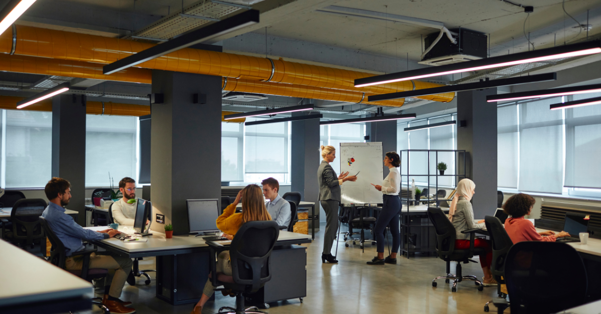 Horizontal vs vertical scaling: Choosing the right growth path